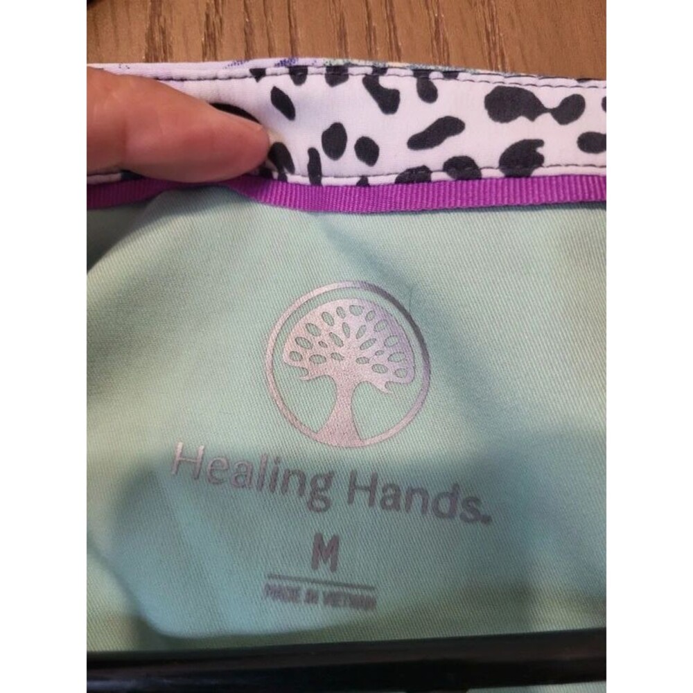 Scrub top - Picture 2 of 3